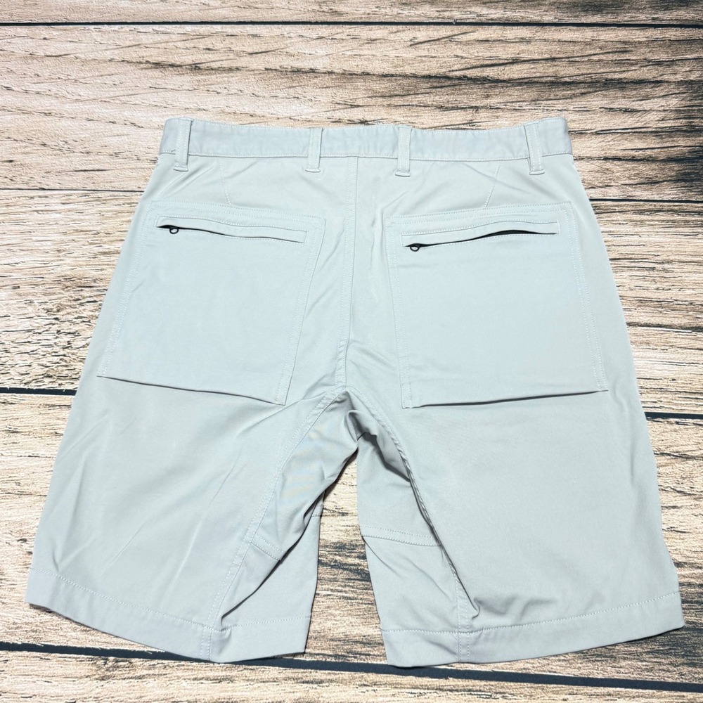 Theory Ditmas Cargo Shorts Mens 30 Gray Technical Stretch Outdoor H0277230